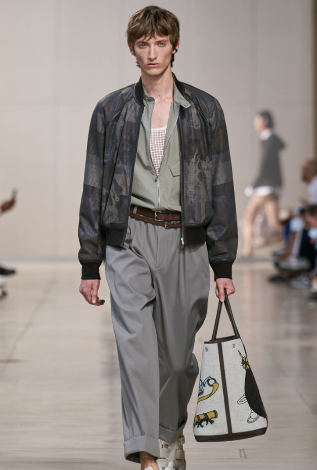 HERMÈS SPRING-SUMMER 2024: CHALLENGING PERCEPTIONS WITH A DISTANT AND SILENT ELEGANCE's Product Pictures - Kaishirts.com